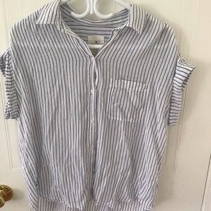 AMERICAN EAGLE stripped shirt